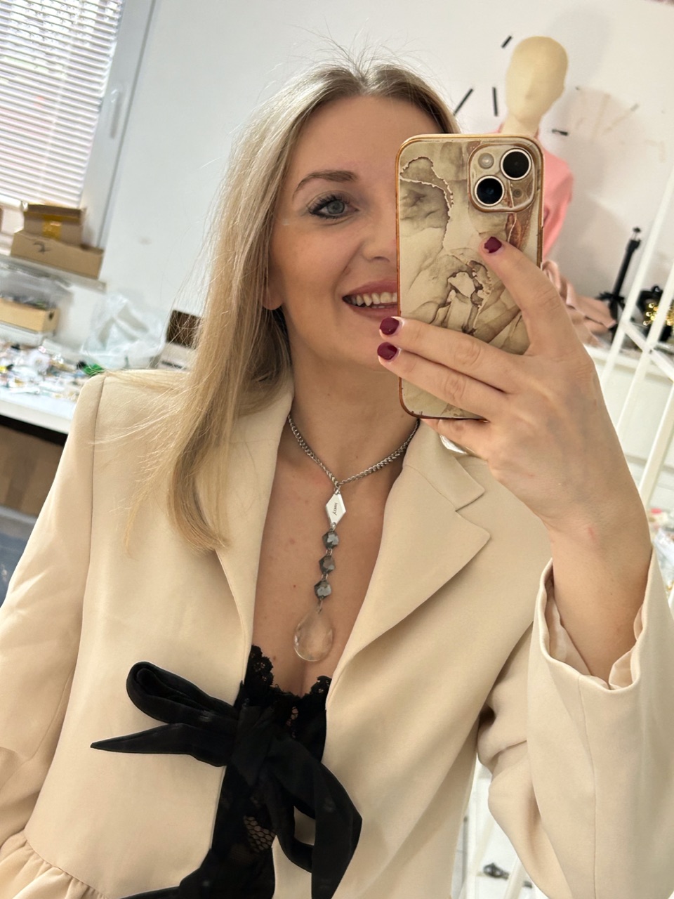 E25ED6F7-B27C-4DB4-A564-5CEB7A72BFA0