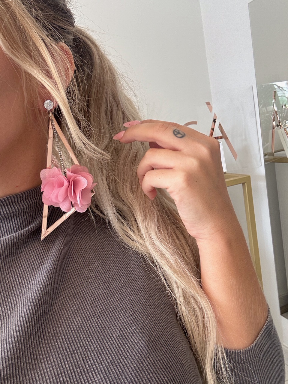 822EB6A2-AB01-4F9B-9B8A-8D2F181BB9B3