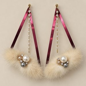 Uhani Burgundy fur triangle magic