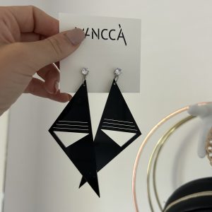 Uhani Triangle black