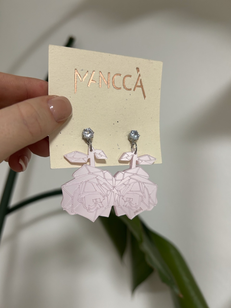 4929C6E4-F058-4582-9236-215C17304494